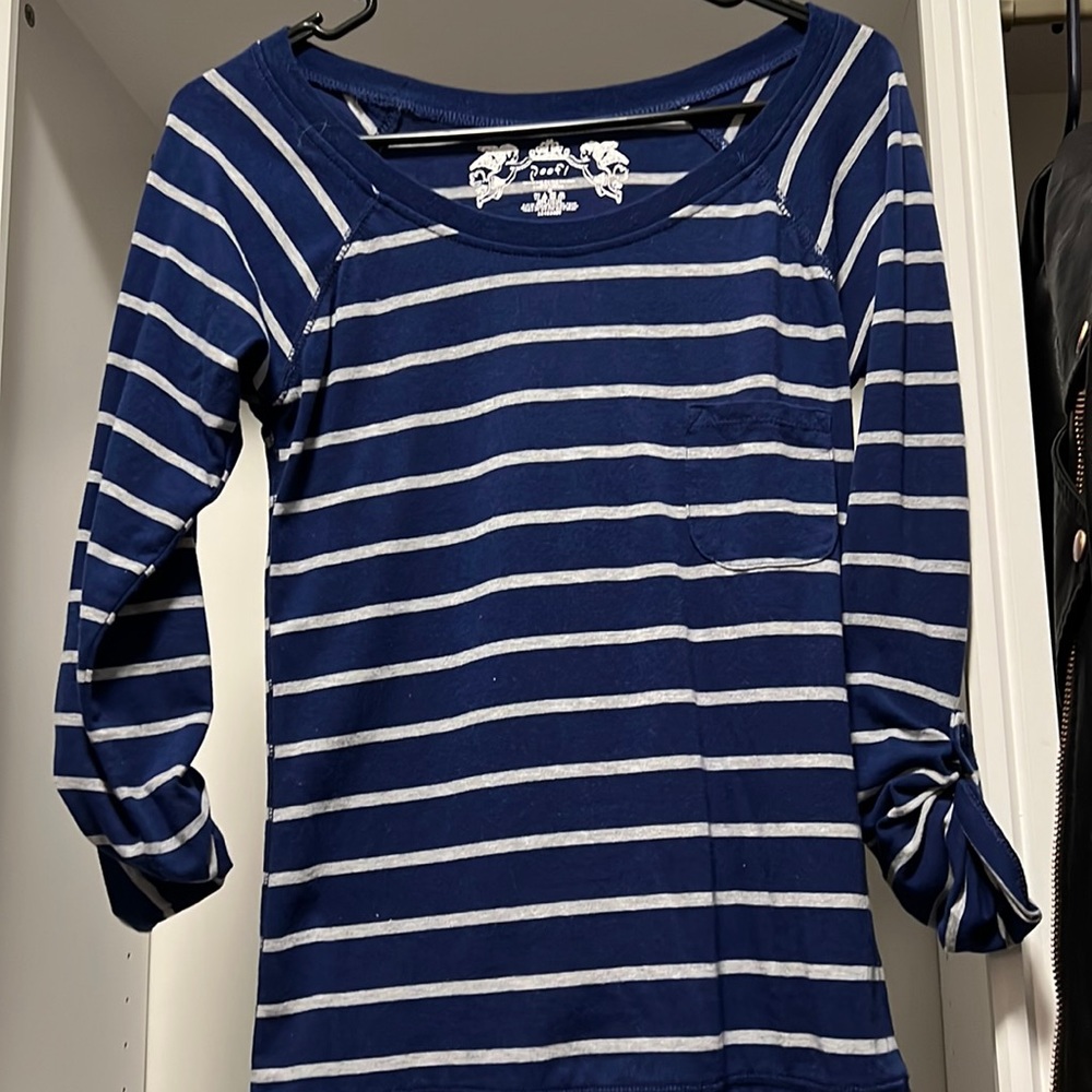 Womens 3/4 sleeve top